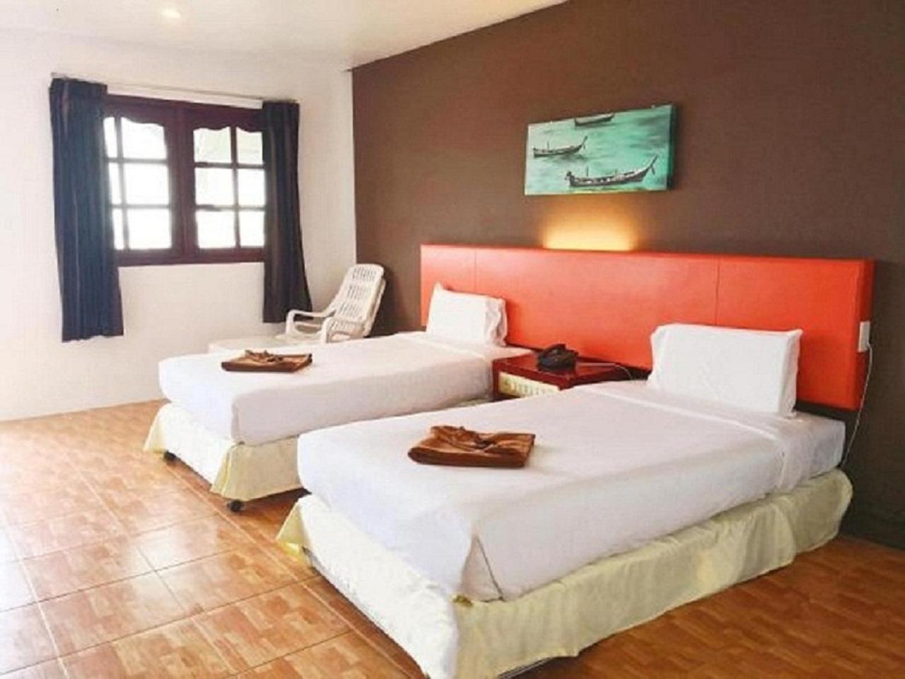 Patong 7Days Premium Hotel Phuket Exterior foto